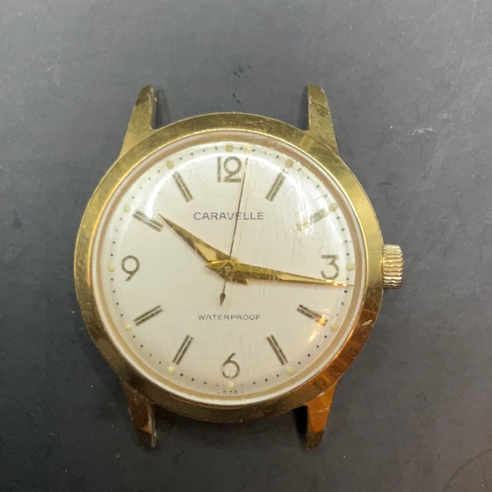 Vintage 1960s Caravelle Men's Manual Wind Mechanical Gold Tone Watch Runs Good!